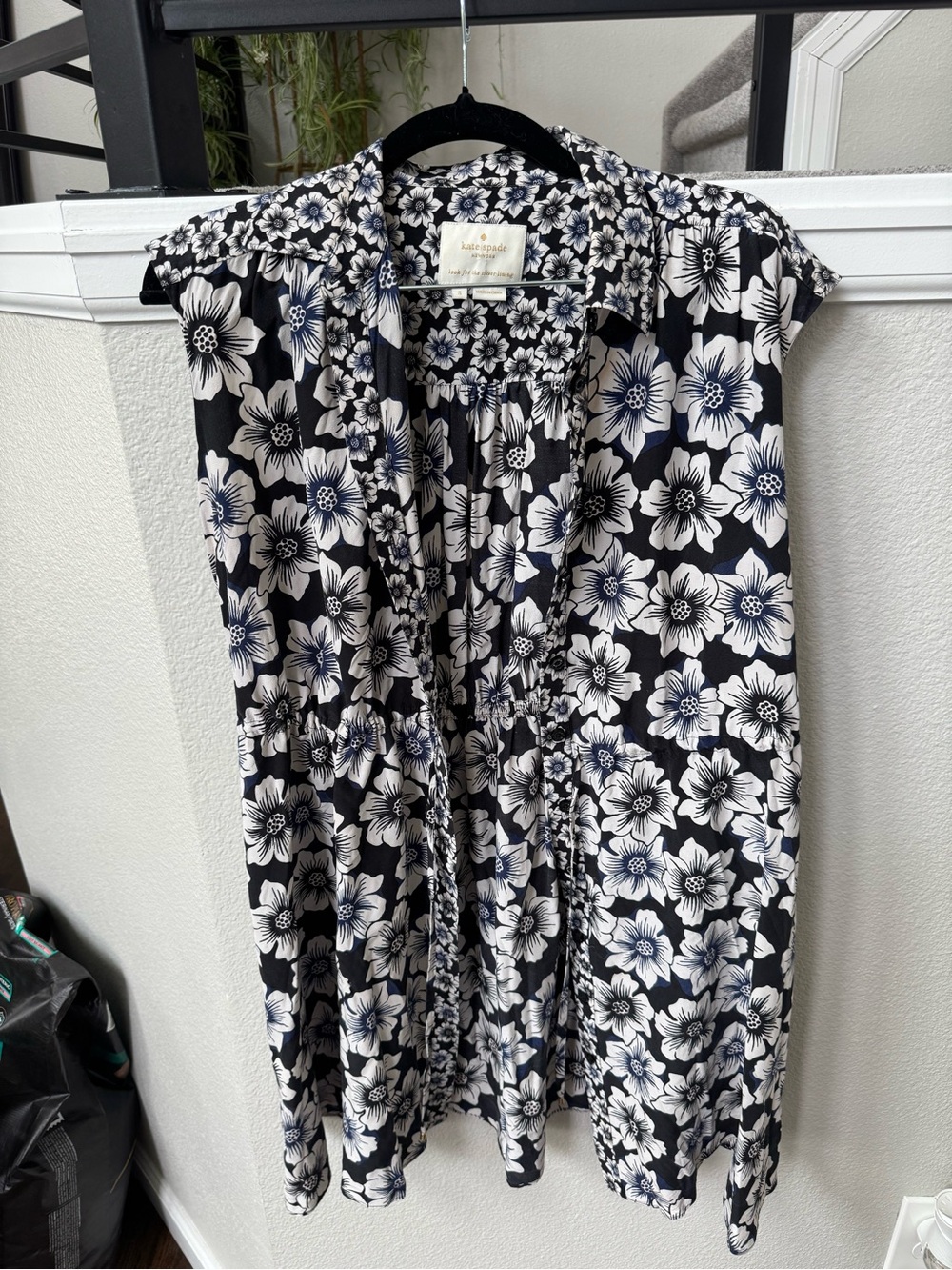 kate spade black and white floral blouse